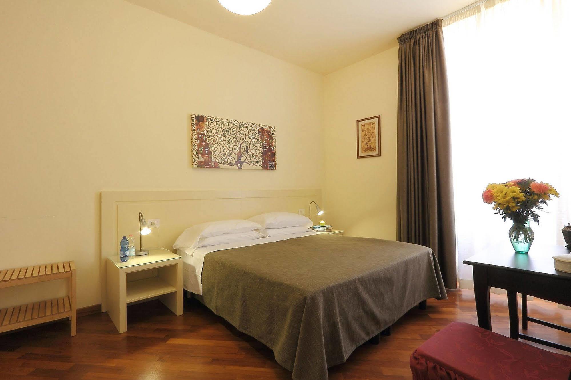 Relais Martinez Florence Ngoại thất bức ảnh