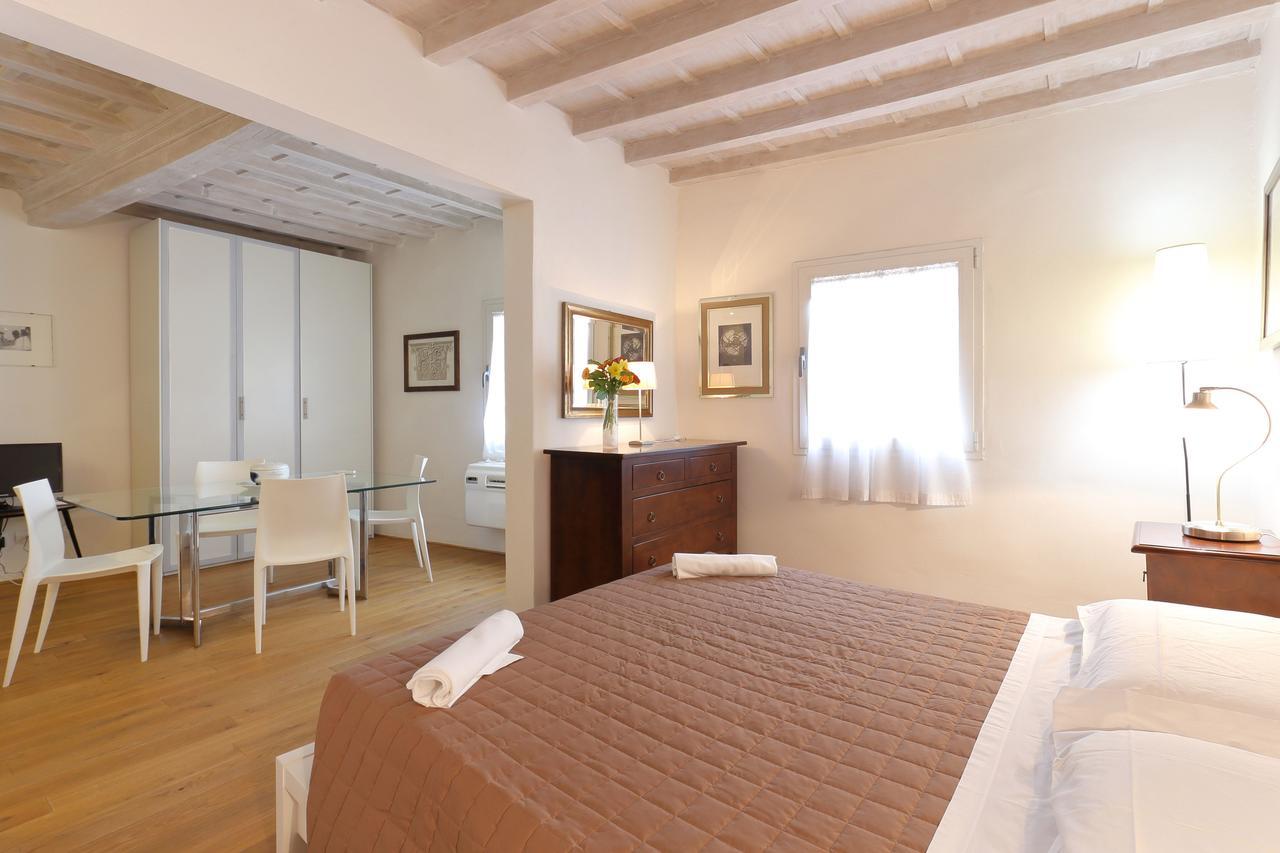Relais Martinez Florence Ngoại thất bức ảnh